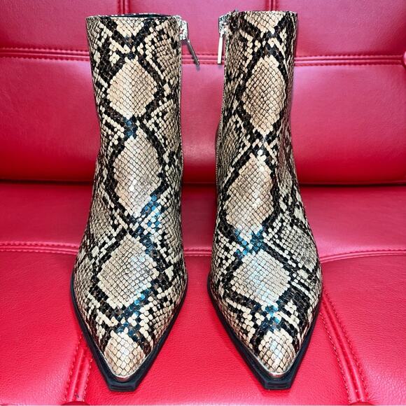 Kenneth Cole Roanne Toffee & Black Faux Snakeskin Block Heel Side Zip Bootie Sz6 - Picture 10 of 13